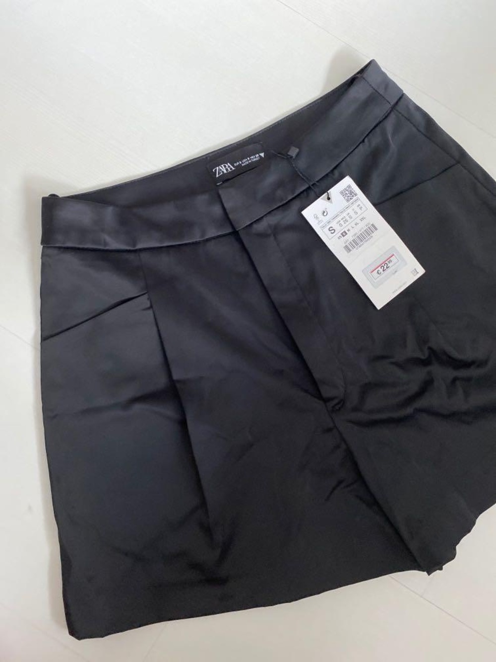 Zara Black Tailored Women's Shorts